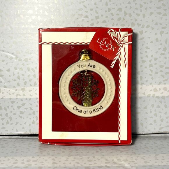 Lenox Porcelain Ornament with Metal Snowflake - Picture 10 of 10